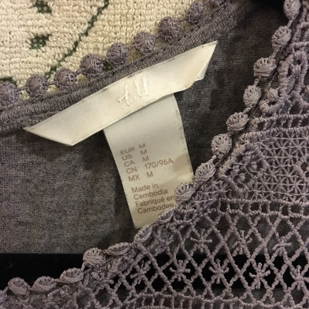 Tank top - Picture 3 of 3